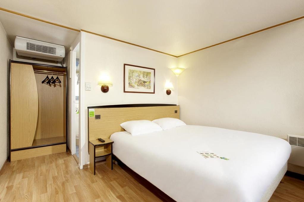 แคมปานีล ดักซ์ เซนต์ พอล เล ดักซ์ Hotel แซ็ง-โปล-เล-ดักซ์ ห้อง รูปภาพ